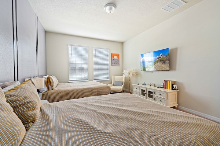 #пътуване #ваканция #airbnbsuperhost #vacationrental #Disney