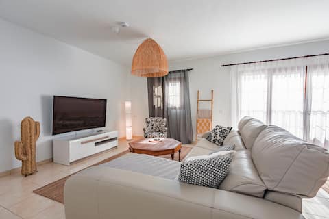 Airbnb con mejor rendimiento: Villa Shalimar in Playa Blanca (newly renovated!) en Yaiza