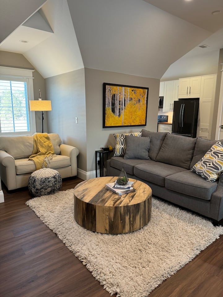 Peaceful Farmhouse That Is Minutes From Amenities! - Parker, CO