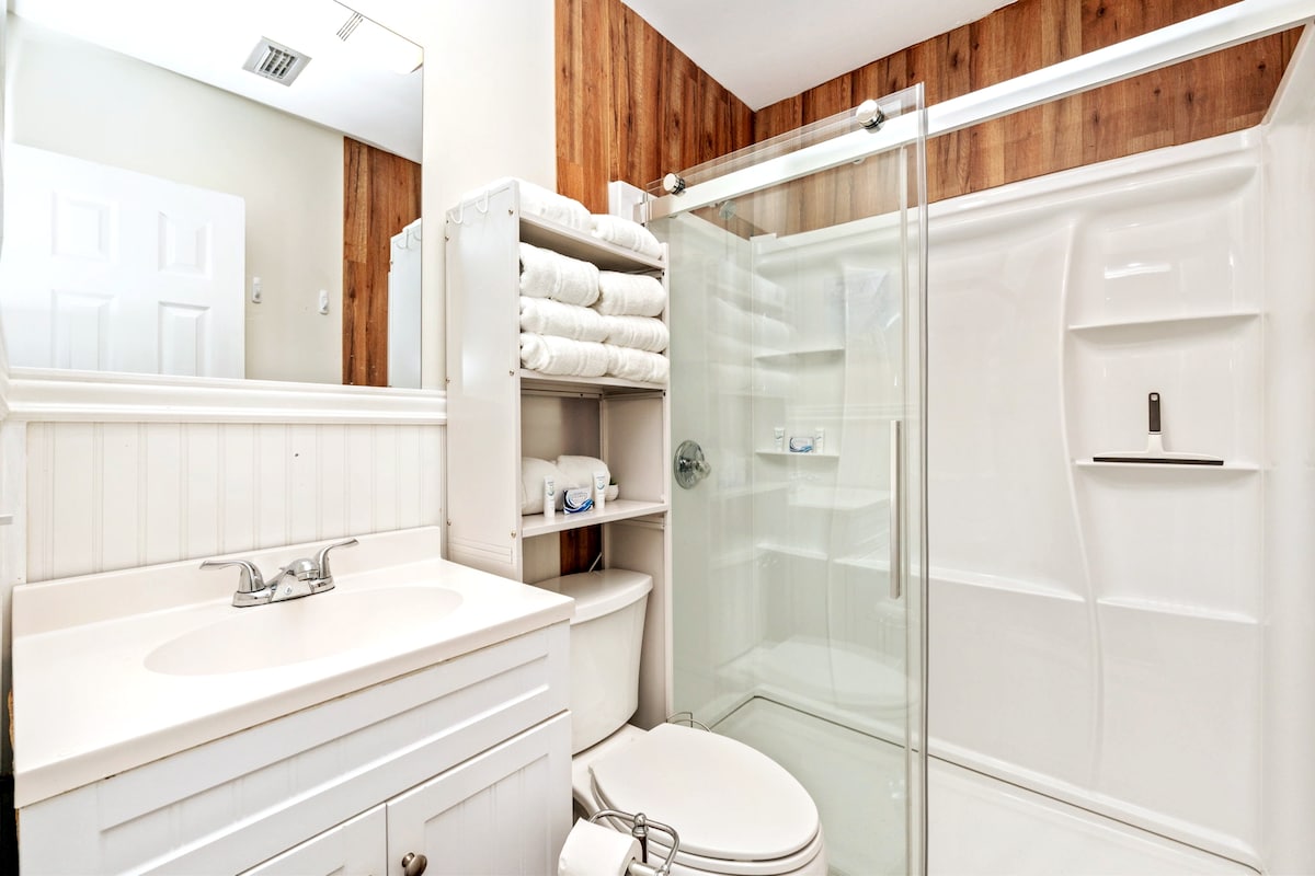 Bathroom 2