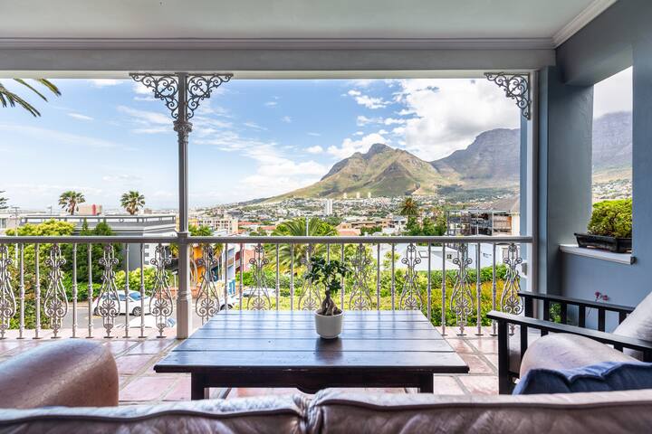 Victorian Mansion/Tamboerskloof gallery image 4