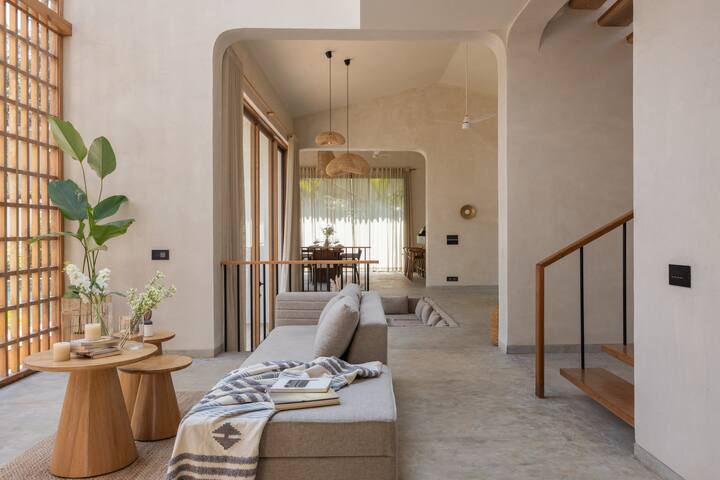 Living room image 4