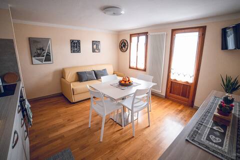 Bright and quiet in Borgo 55 - Town Center