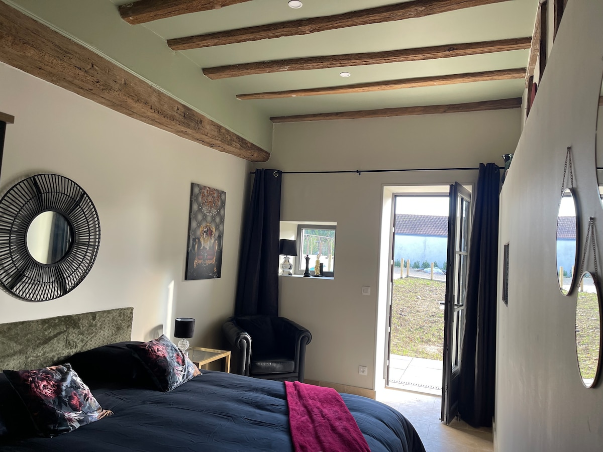 La charmante, entrée indépendante  