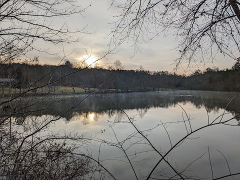 Redbud Cottage with Venue rental possibility
