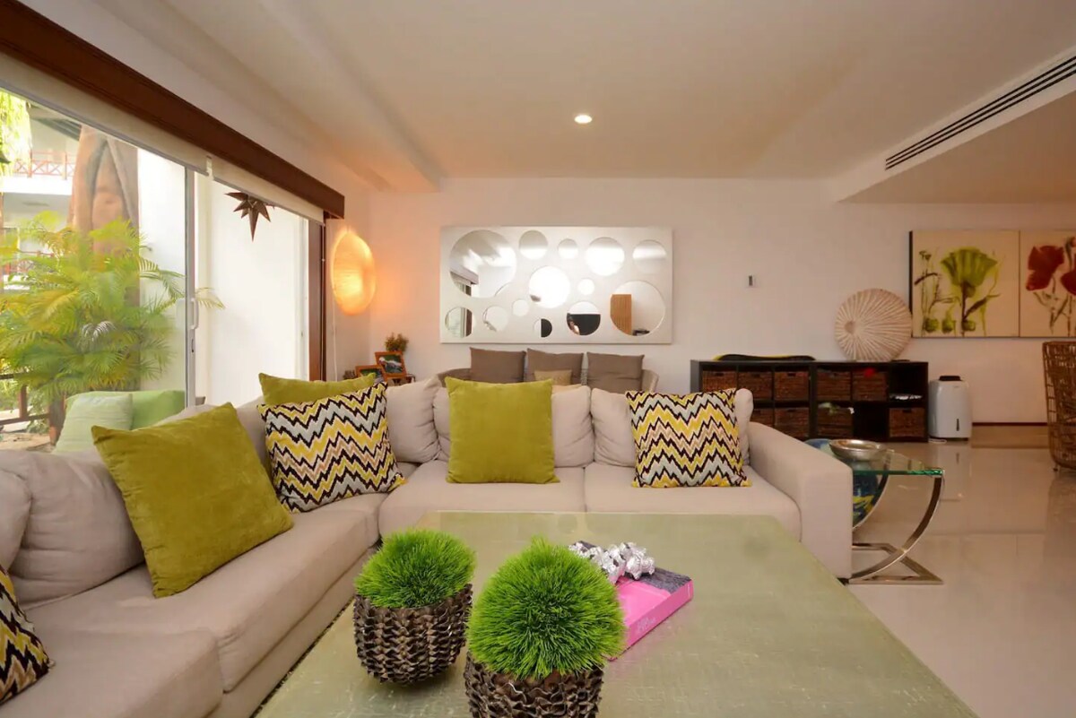 Propiedad de Airbnb exitosa: Apartment 3Br/3Ba with pool 5 minutes from the beach en Quintas Del Carmen