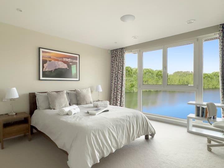 V tejto izbe môže byť umiestnená posteľ Z pre dieťa.