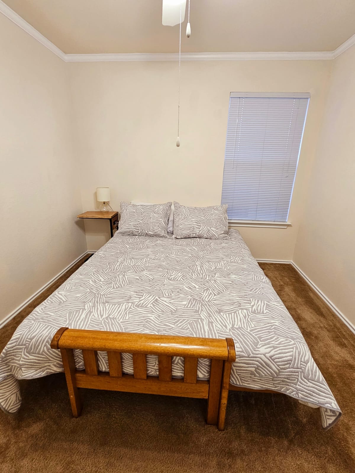 საძინებელი 1