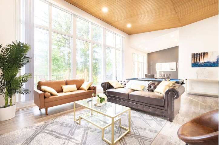 Spacious Open Concept Home