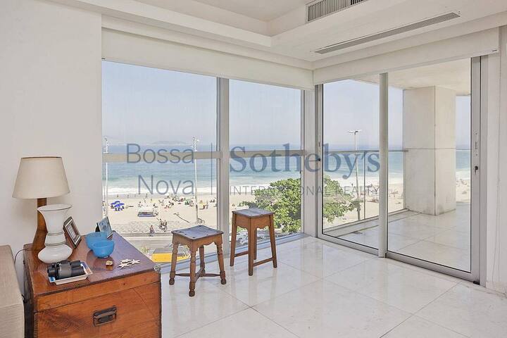 Luxury apartment – ocean front row – Ipanema gallery image 2