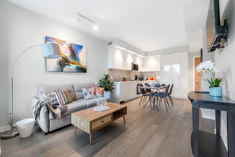 Contemporary 1B Condo in the Heart of UBC Campus