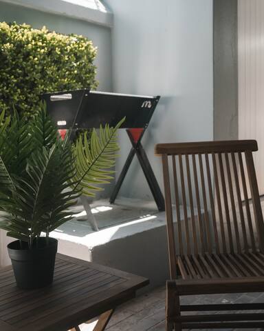 Sea Point Gem: 2BR/2BA & Solar! gallery image 3