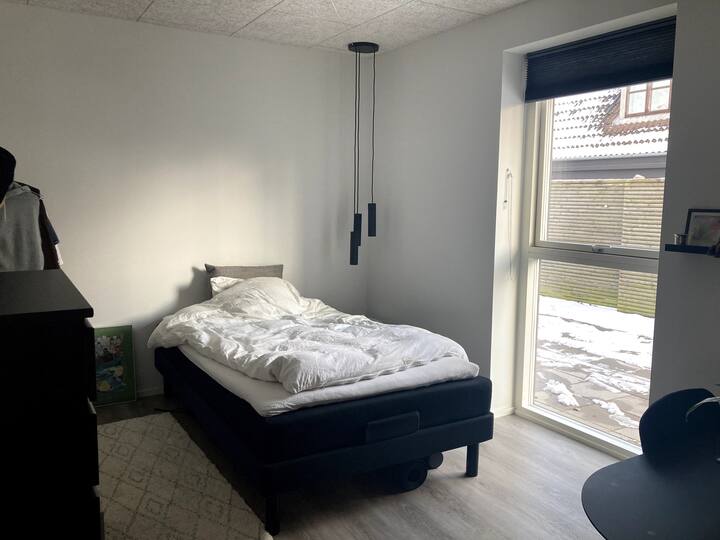 Soveværelse 1