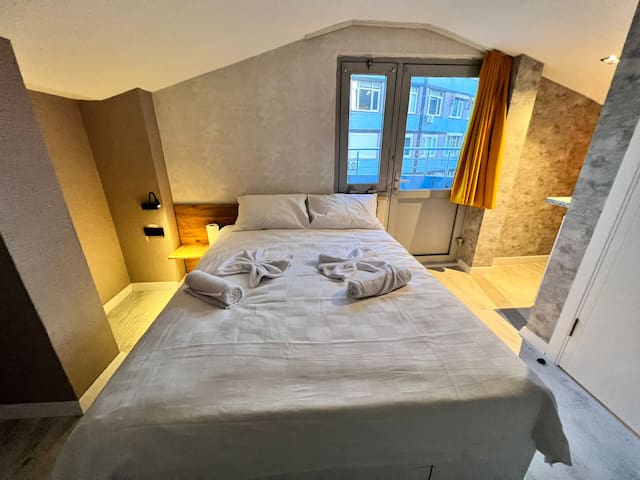Berkmuller Otel managed Airbnb listing 2