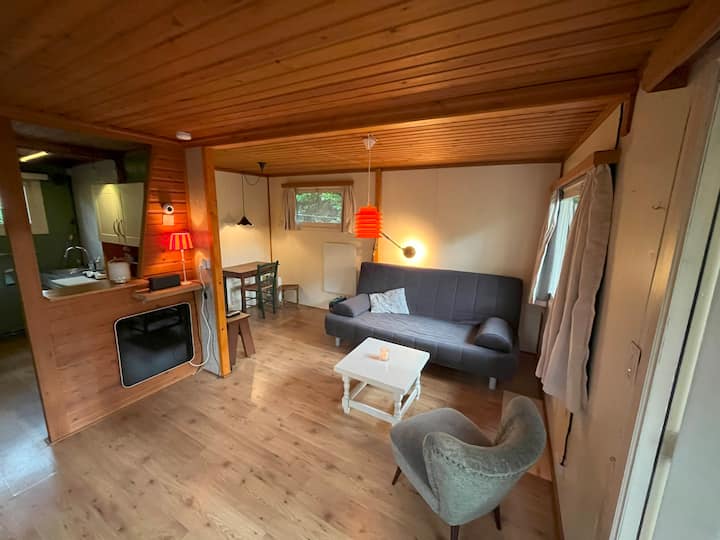 Houten Vakantiehuisje In T Groen - Lanaken