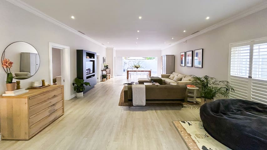Stylish family home in Newlands