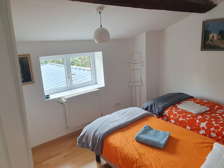 Bedroom #1 , 2 200x190 beds that can  be brought together in 1 bed of 200x190