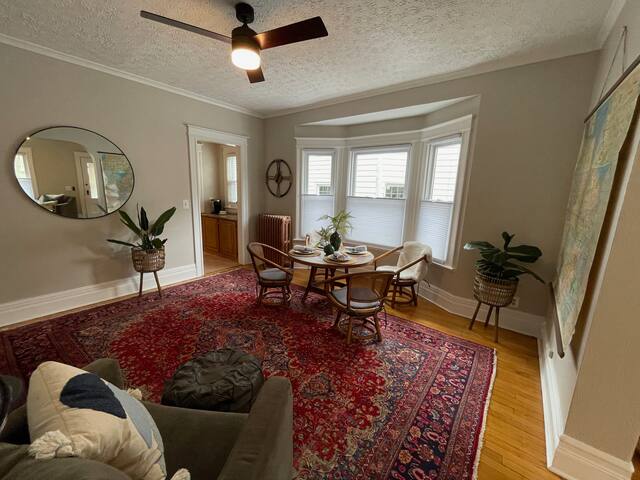 Stylish and modern 1st Flr Unit near downtown ROC gallery image 3