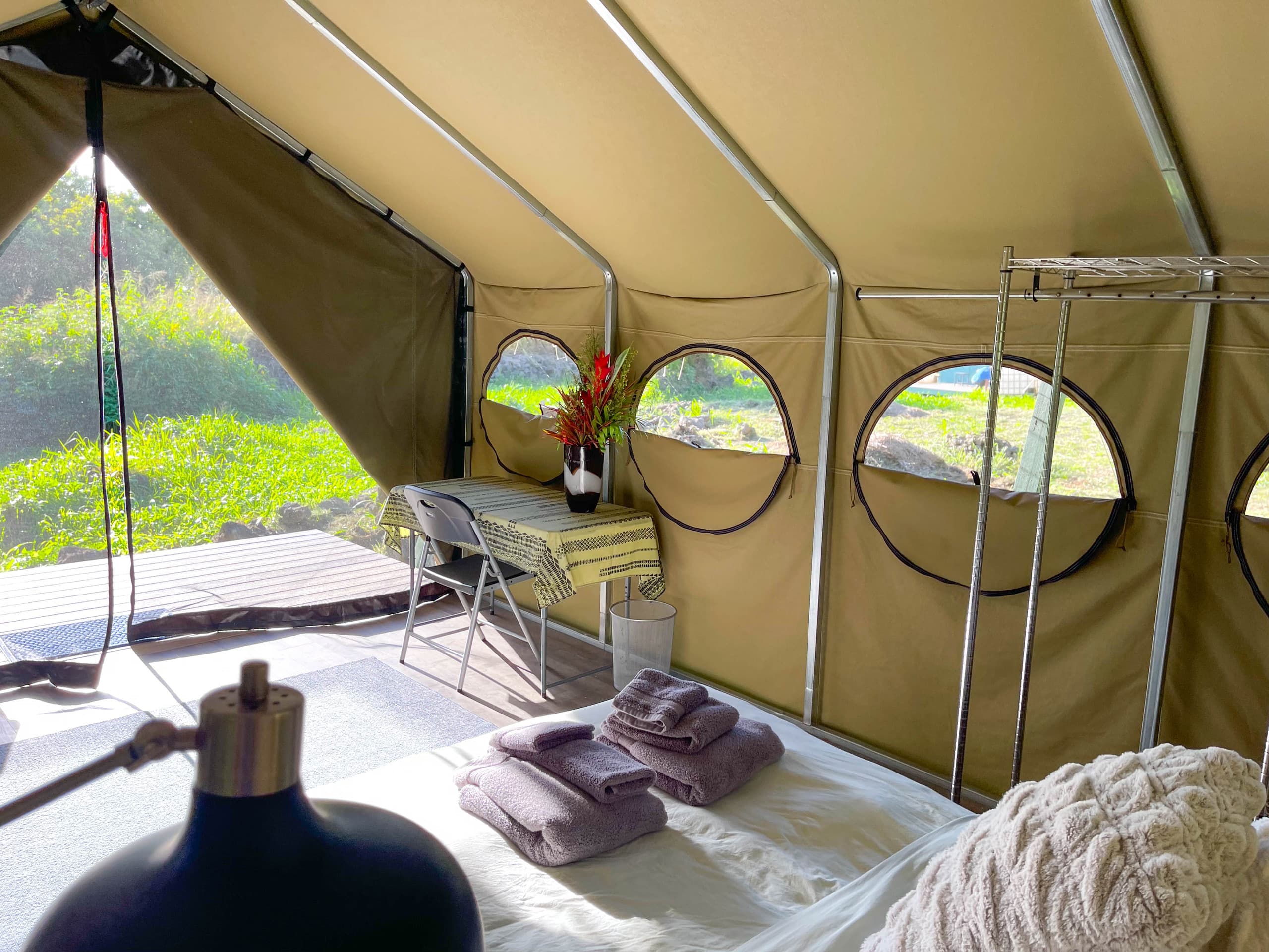 Monkeypod Canopy with Shared Kitchen and Bath - Photo 6