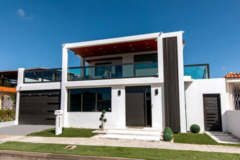 Carolina Vibes| Duplex | Beach | Pool | 5bd 2ba |
