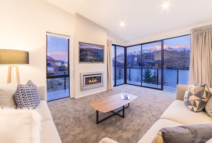 Luxury Retreat At 5 On The Hill Queenstown - Queenstown