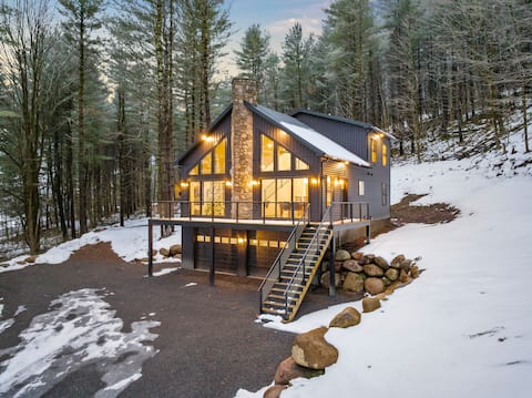 Luxurious Tug Hill Lodge on ATV Trails