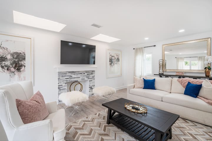 Explore Long Beach from a Cozy 3BR Home, Near LGB