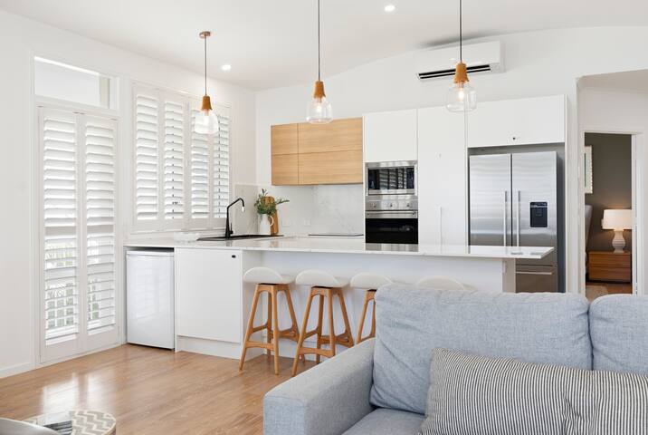 2 Bedroom Luxury Penthouse River View gallery image 2