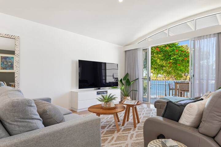 2 Bedroom Luxury Penthouse River View gallery image 4