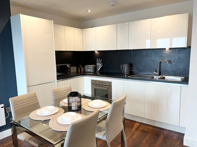 City view 2Bedroom apartment gallery image 4