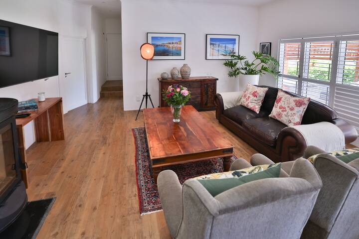 Garten Wohnung mit Pool gallery image 3