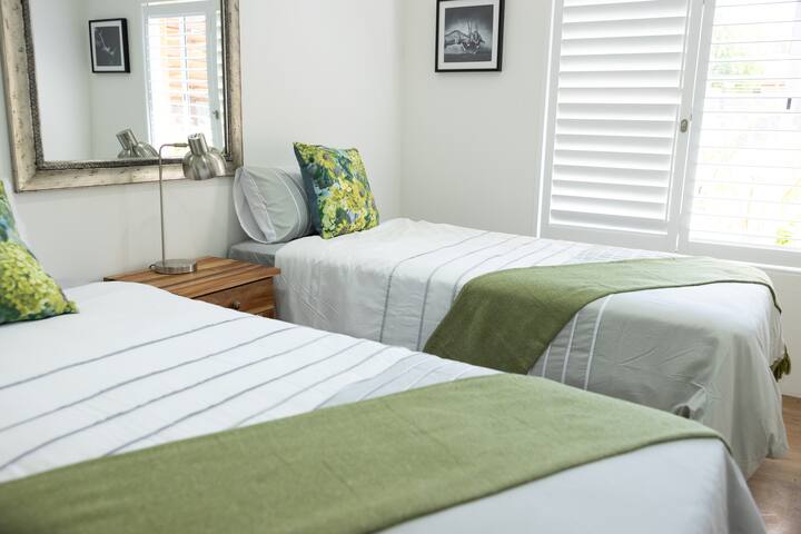 Garten Wohnung mit Pool gallery image 5