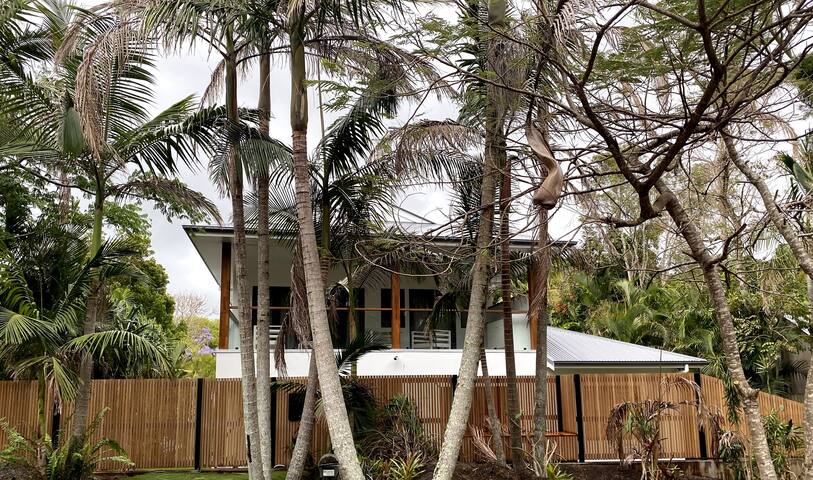 Funky Fox gallery image 3