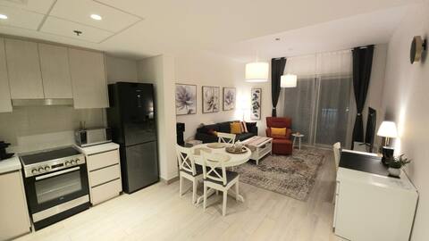 Yas Azure Holiday Home