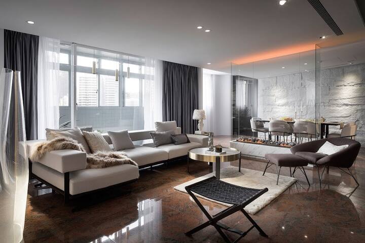 頂*級豪宅 /中山捷運站2分鐘/5房3衛/中島開放式廚房/13人/商業拍攝 gallery image 2