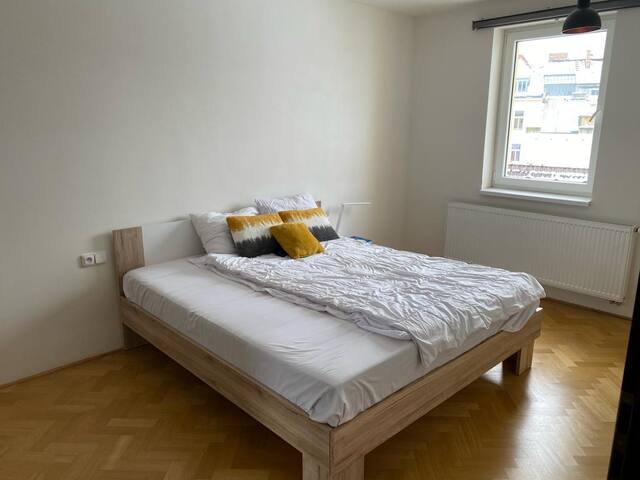 92m2 two bedroom Rooftop apart. gallery image 3