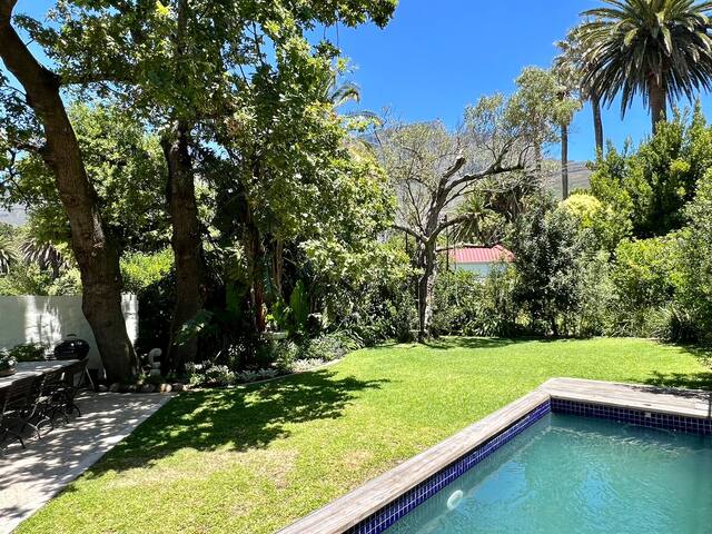 Table Mountain views oasis escape family home gallery image 5