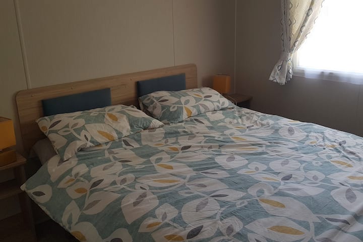 Dhomë gjumi 1