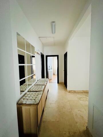 Urlaub an der Donau III gallery image 5