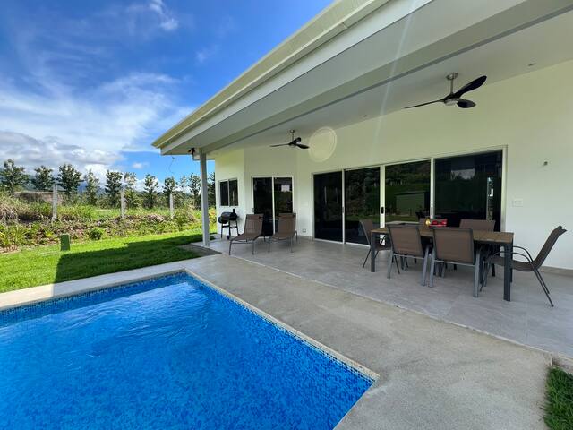 South Pacific managed Airbnb listing 2