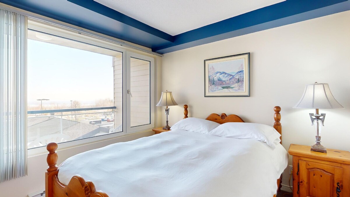 1 დიდი საწოლი (2 ადამიანი)