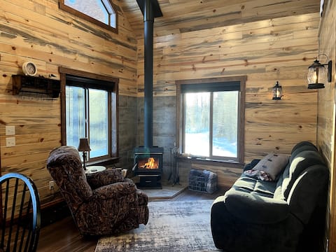 Successful Airbnb property: The Woodlander in Kenai Peninsula