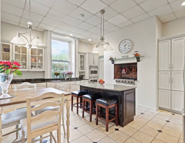 The Hamilton Hoppin Mansion | 9 Suites gallery image 5