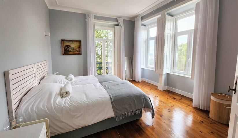 Chalet Hortense – Quiet House in Sintra gallery image 5