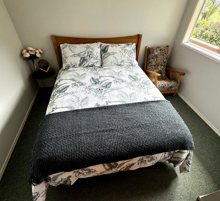 Krevat dopio "Queen"