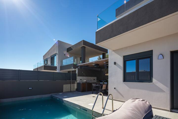 Serene 3Br Escape with Panoramic Seaviews, Kournas