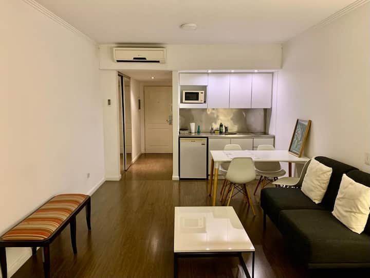Studio apartment in Recoleta