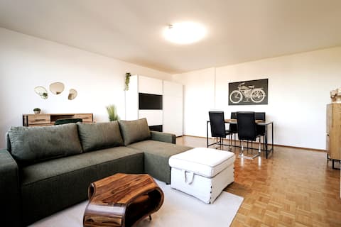 2 bedroom with view & parking