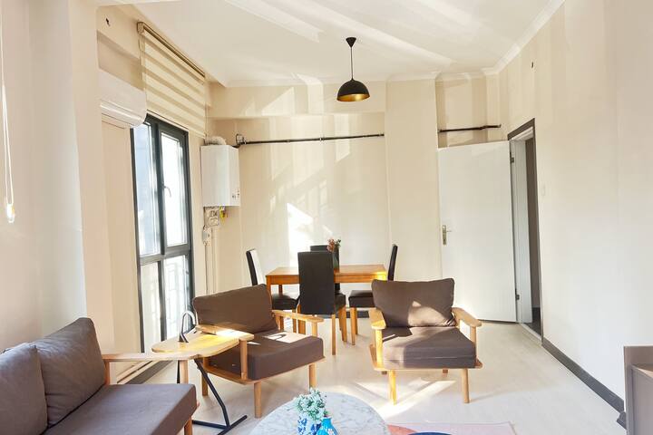 Luxury 8BR, 4BA, AC Apartment in Central Karaköy gallery image 3