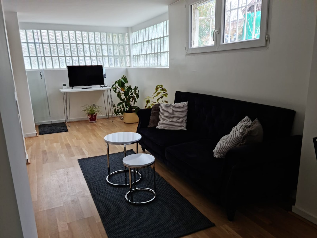 მისაღები ოთახი